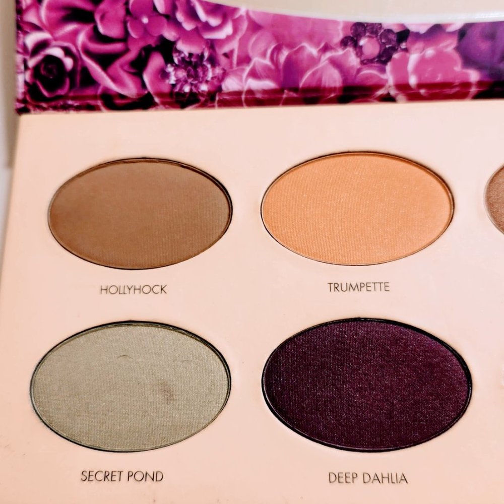 🚫SOLD🚫 Tarina Tarantino Floriculture Eyeshadow Palette x8 eyeshadows - Picture 5 of 10